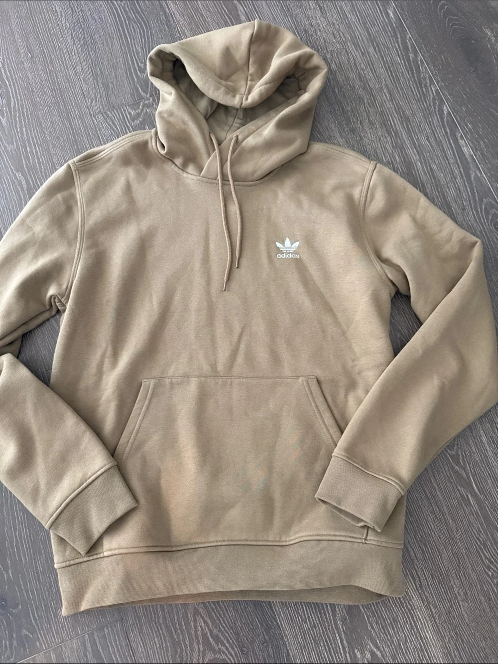 NWT! adidas Tan Pullover Hoodie with Trefoil Logo. Size M.